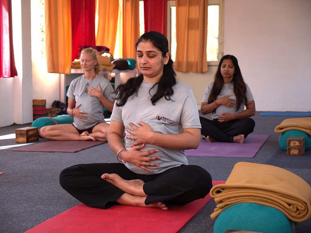 Benefits of Prenatal Yoga for Mother and Baby During Pregnancy